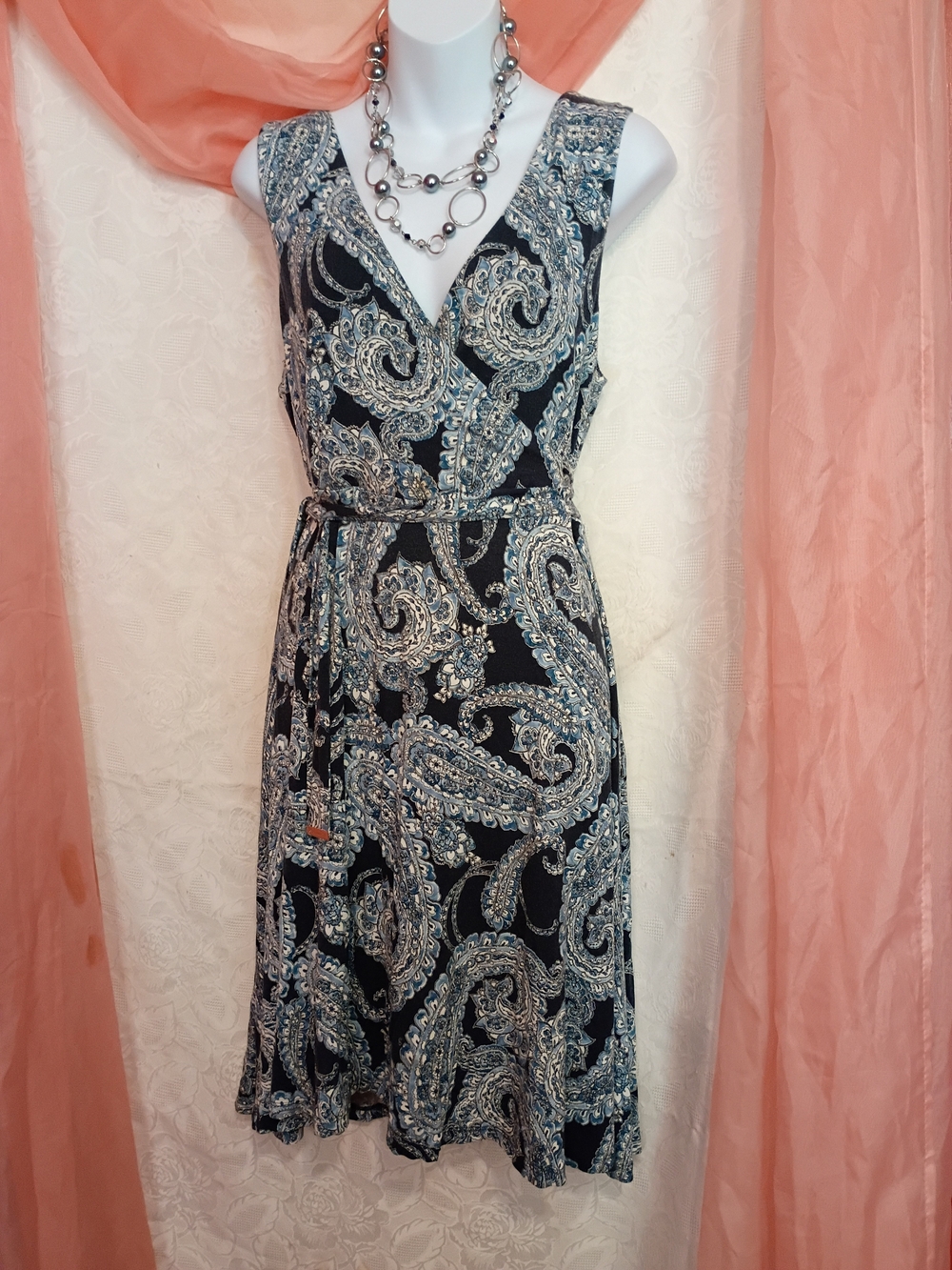Tommy Hilfiger Ladies Navy and Ivory Paisley Midi Dress Sz Lg